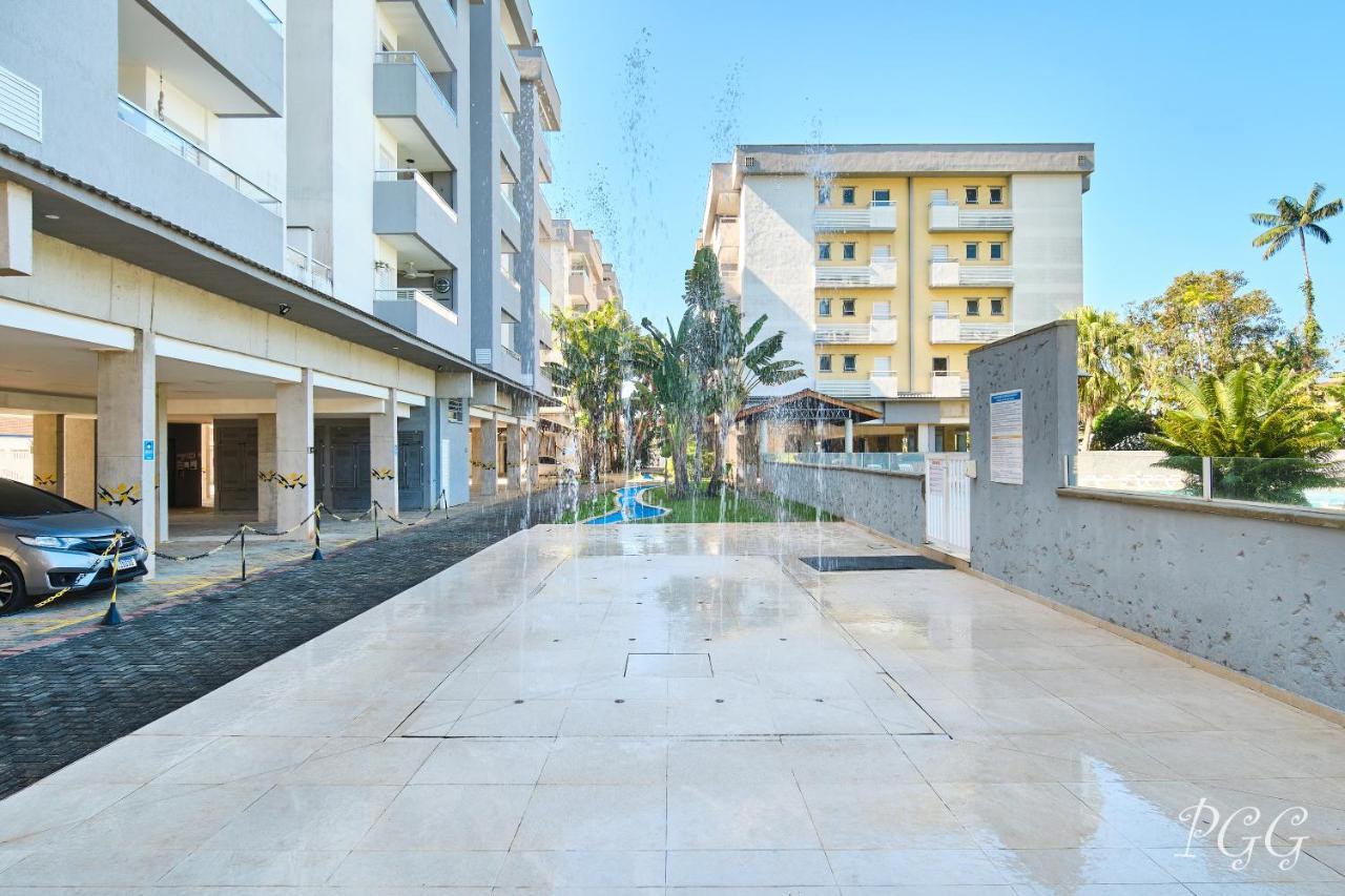 300m Da Praia, Varanda G, P/8 Wi-fi 300mg Holiday home *